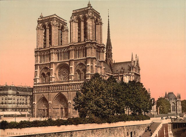 Photo, historical · Notre Dame Cathedral · Paris, France