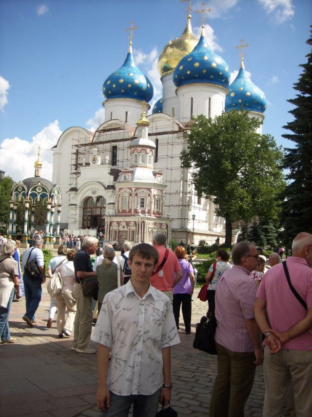 Во внутреннем дворе