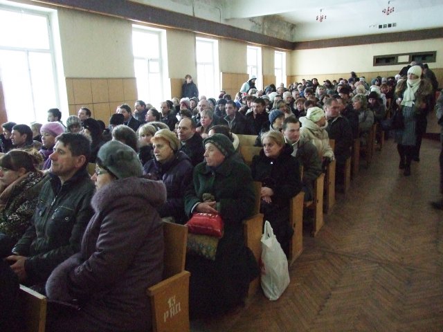 А вот и сами родители.