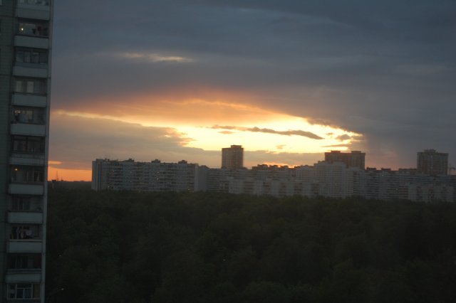 Вид из окна во время заката!