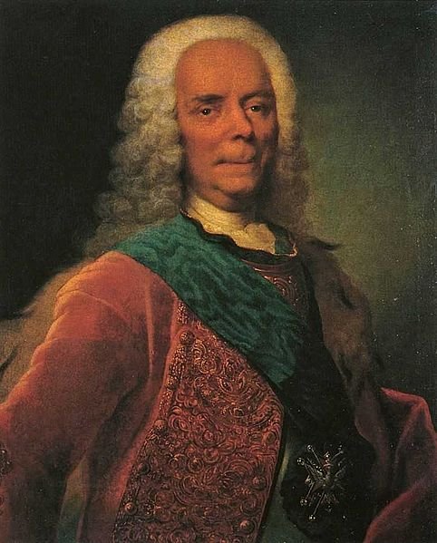 Василий Владимирович Долгоруков. Звание генерал-фельдмаршала присвоено в 1728 году.